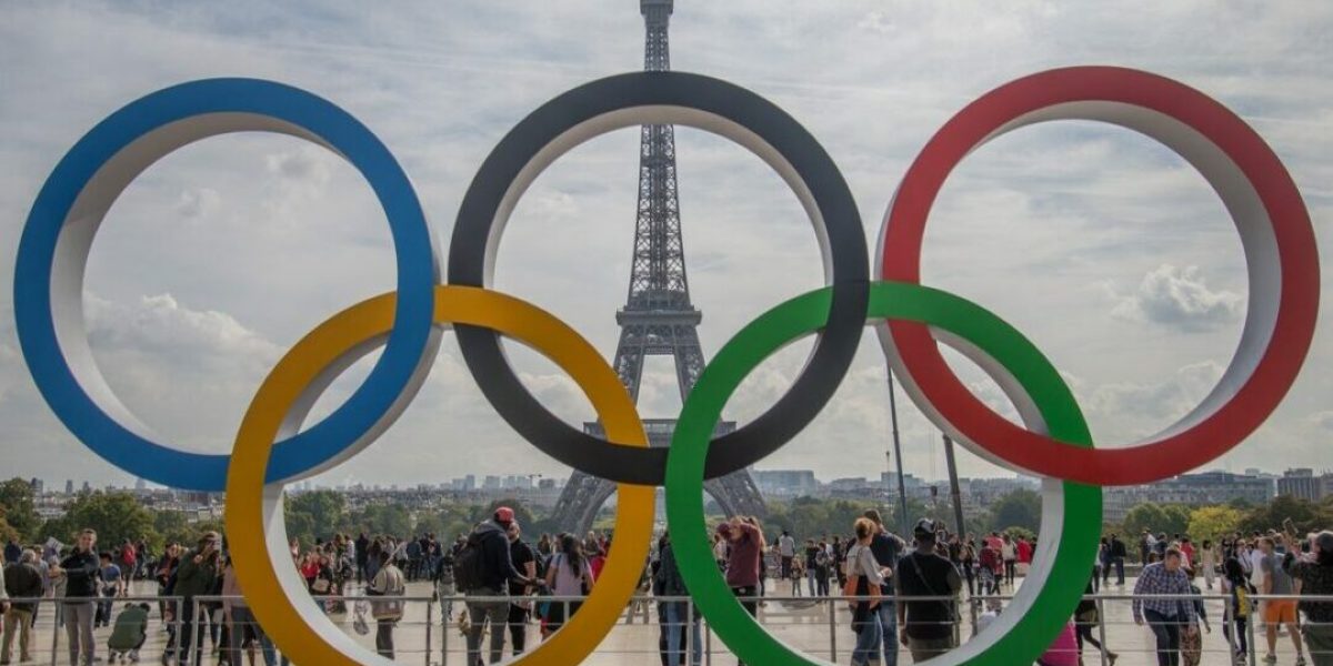 Olympic rings in Paris, 23 September 2017.
